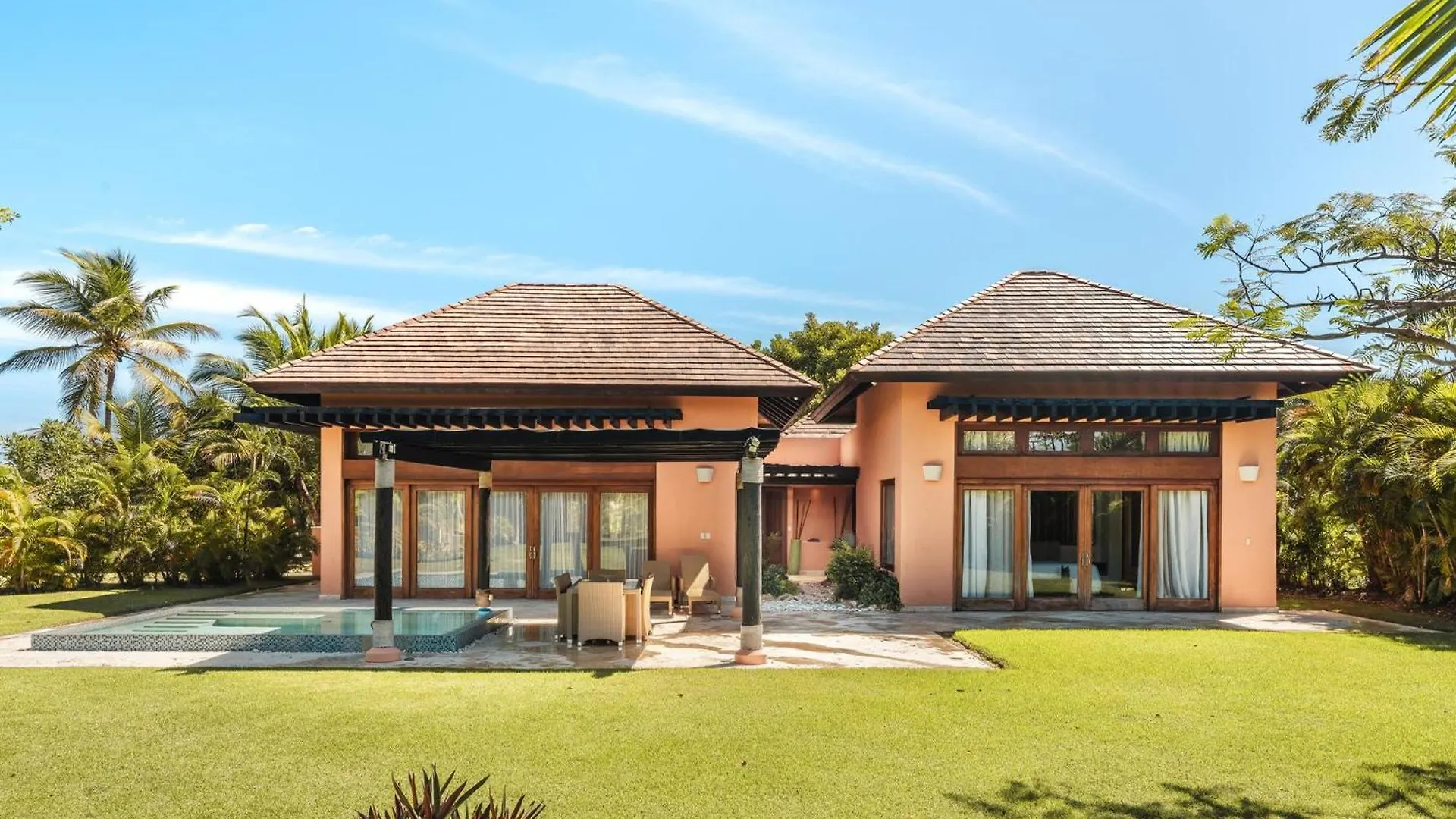 Caribbean Bungalow With 2 Bedrooms And Pool Punta Cana
